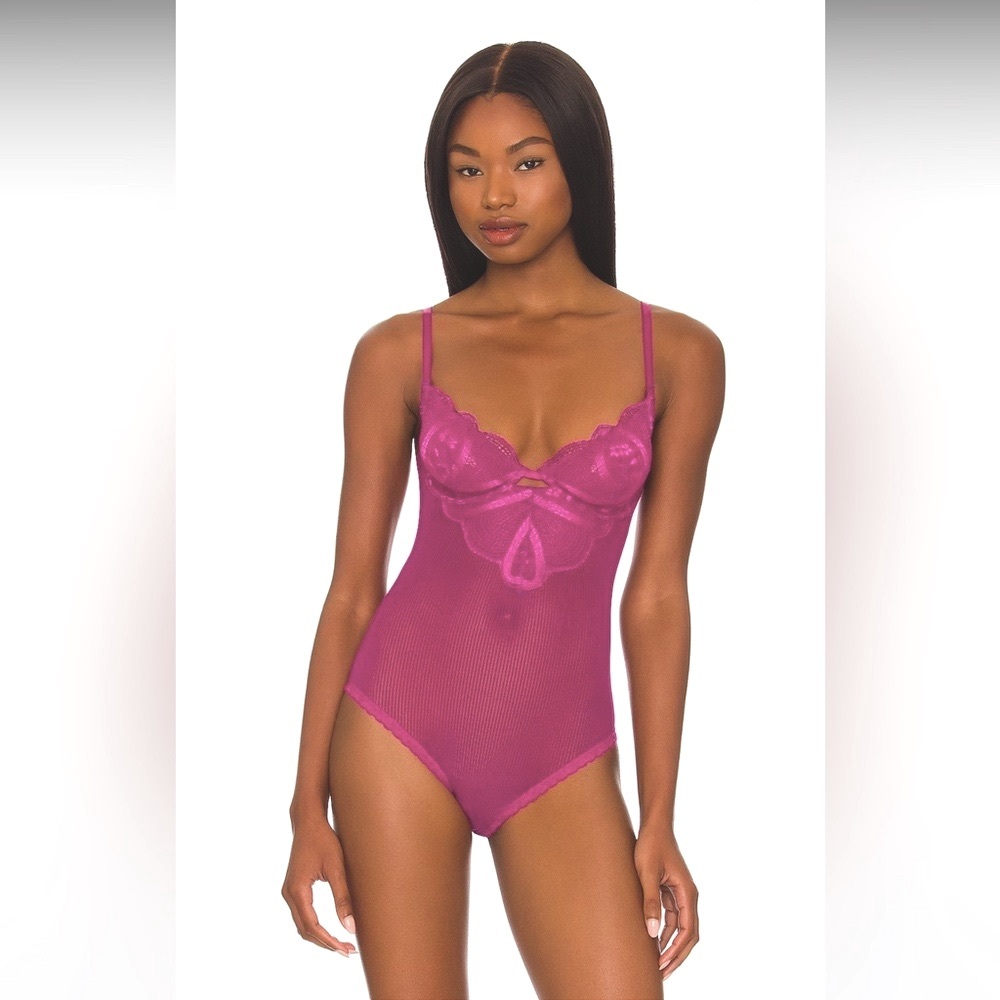 NWT Kat the Label Magenta Lace Bodysuit Size Small Underwire Lingerie Teddy